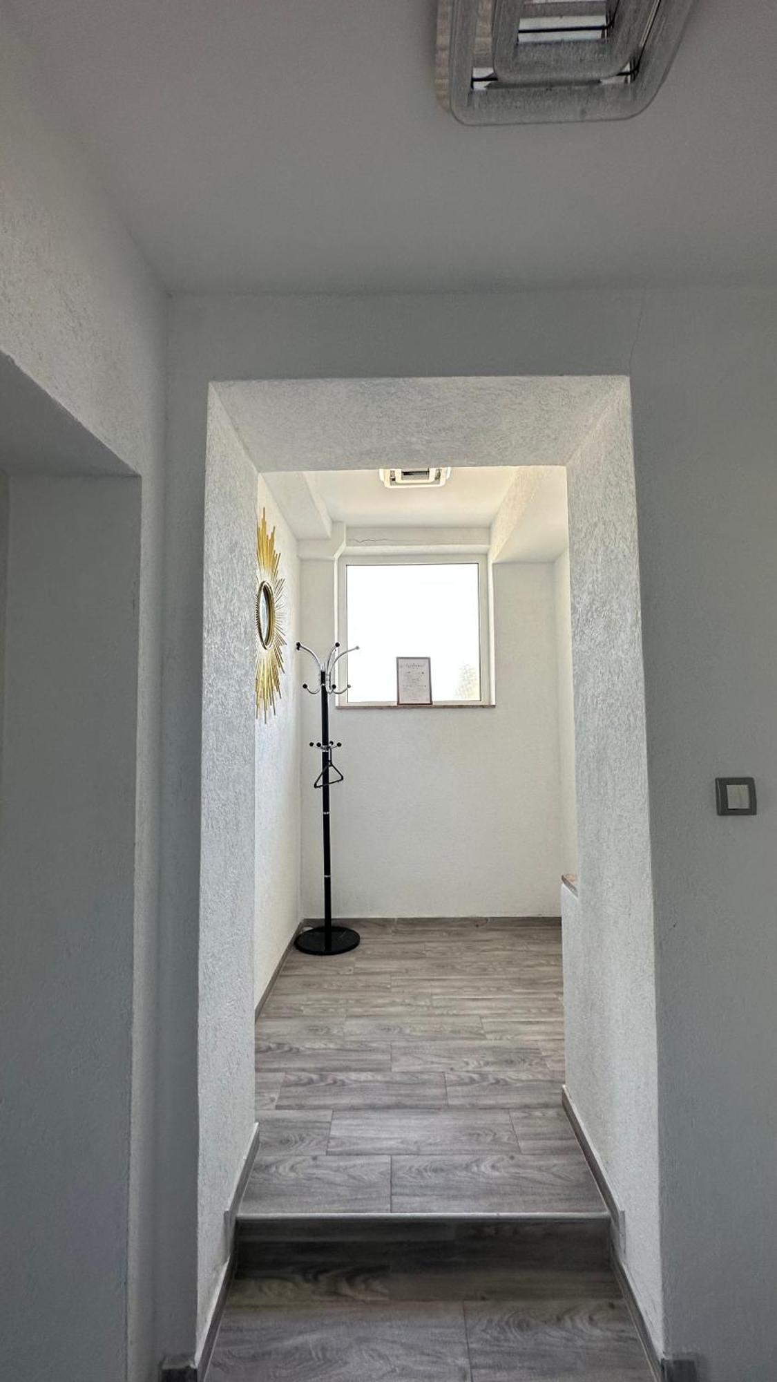 Vila Jovanka Appartement Tivat Buitenkant foto